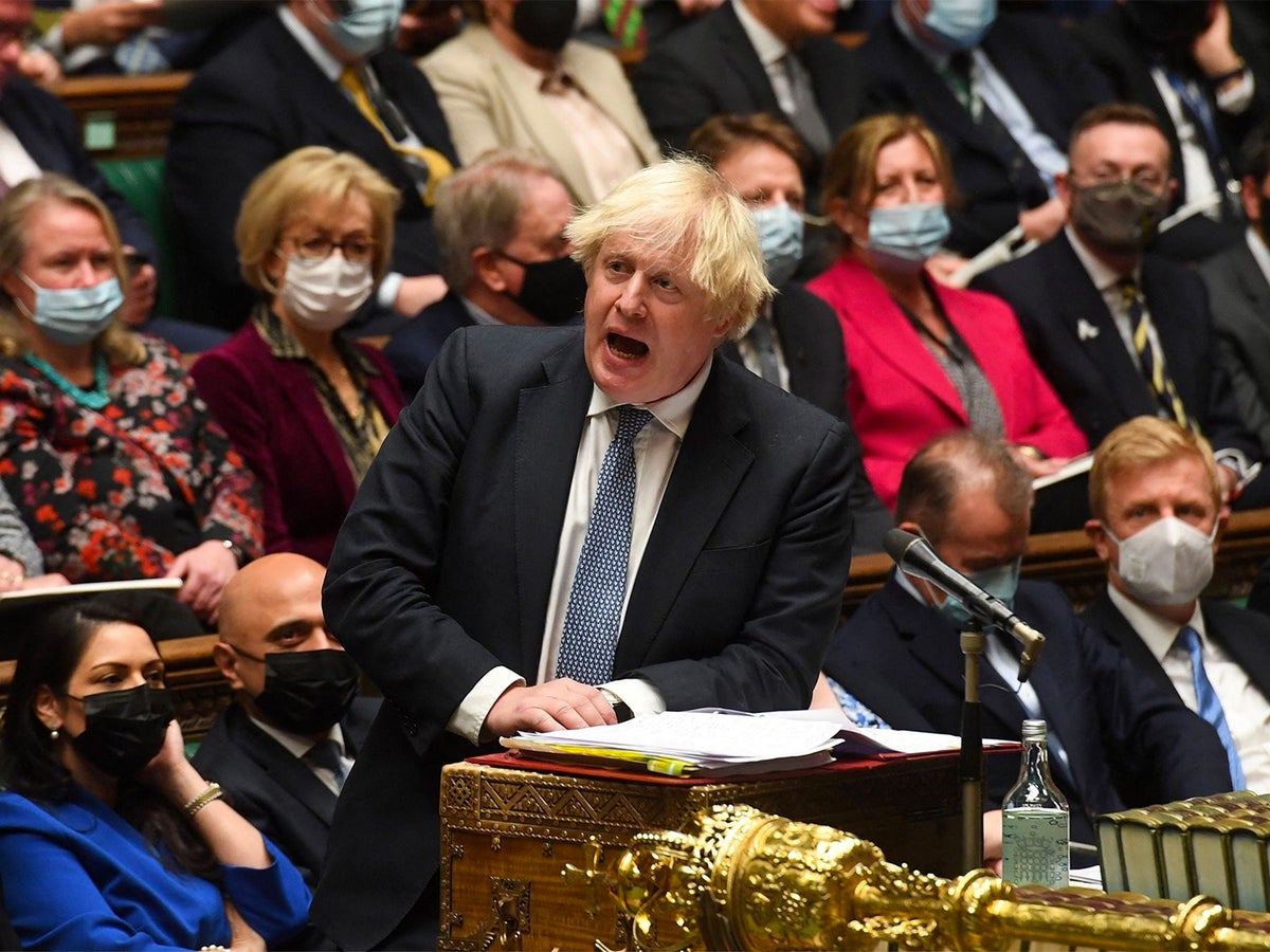 Boris Johnson desesperado en la negación cuando llama al informe condenatorio de Partygate 'tonterías'